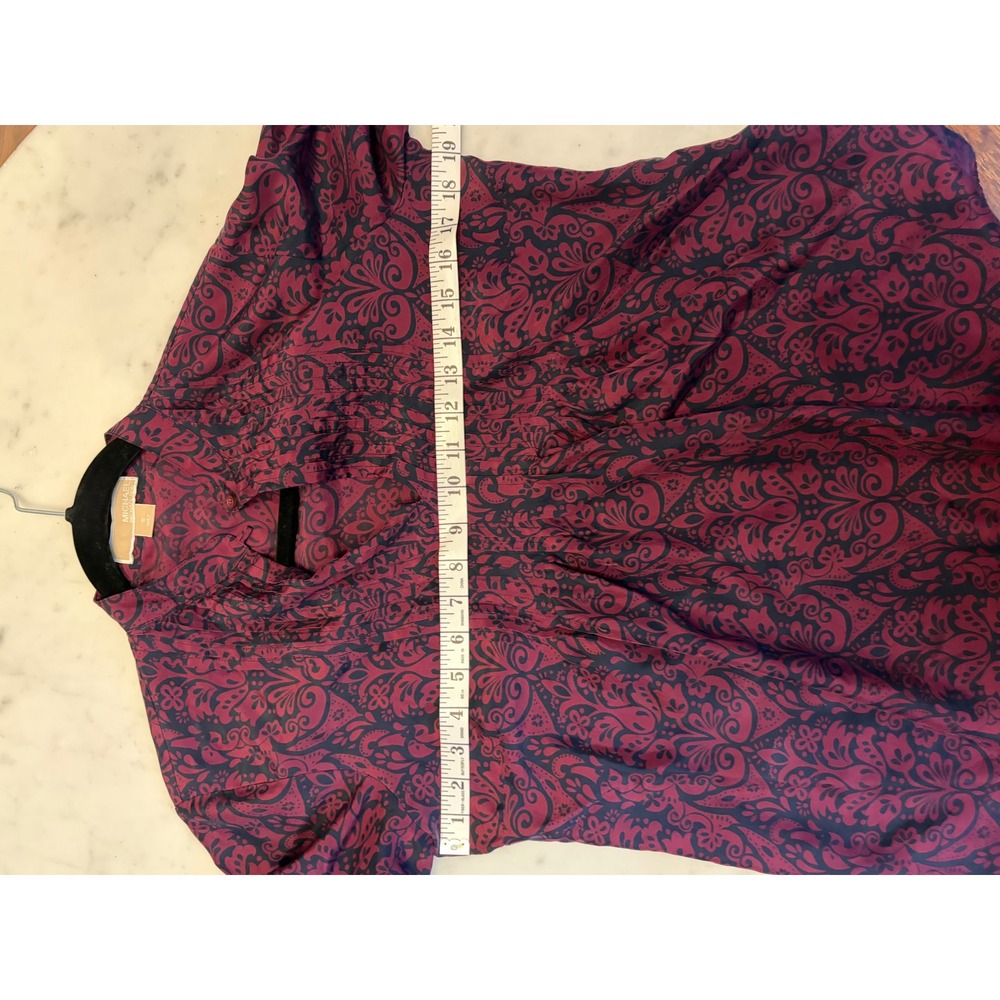 Michael Kors Pure Silk Pintuck Blouse Purple Navy Damask Paisley Top Size 6 - Picture 9 of 10